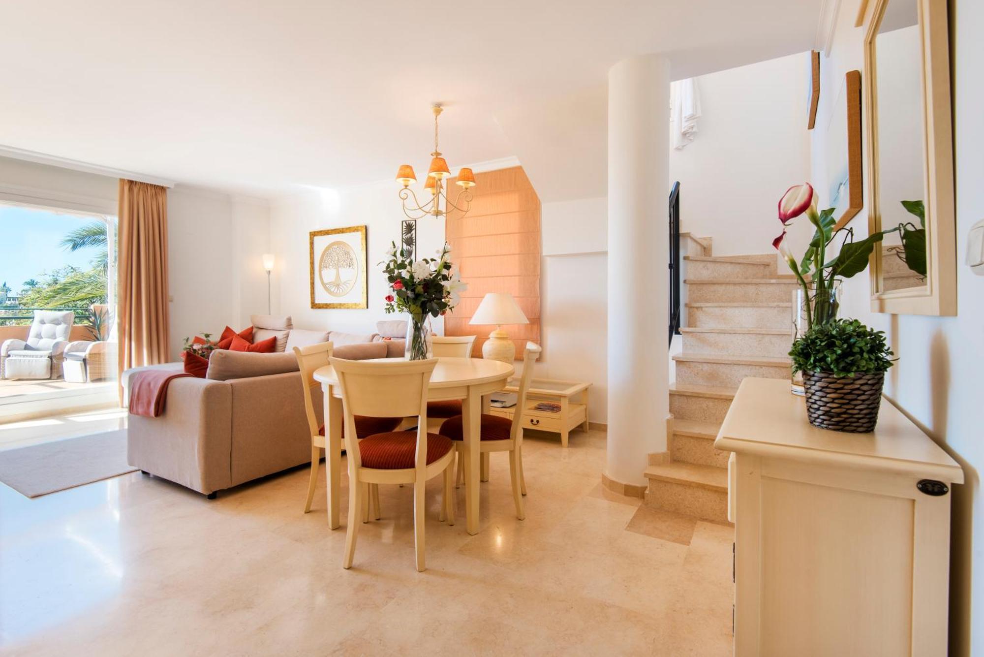 Rentandhomes Penthouse Elviria Golf Марбелья Экстерьер фото