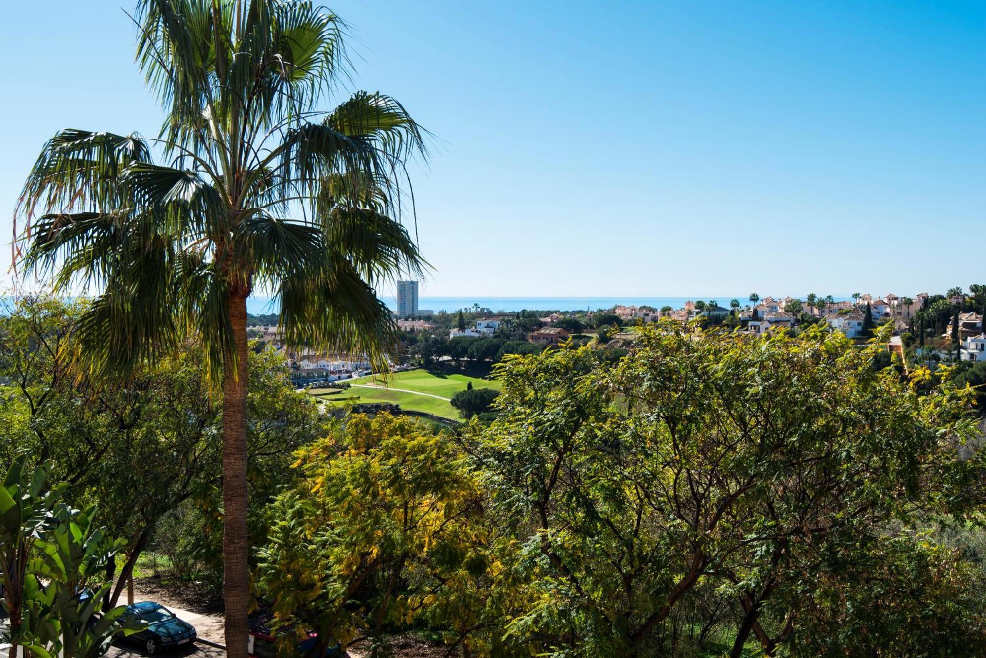 Rentandhomes Penthouse Elviria Golf Марбелья Экстерьер фото